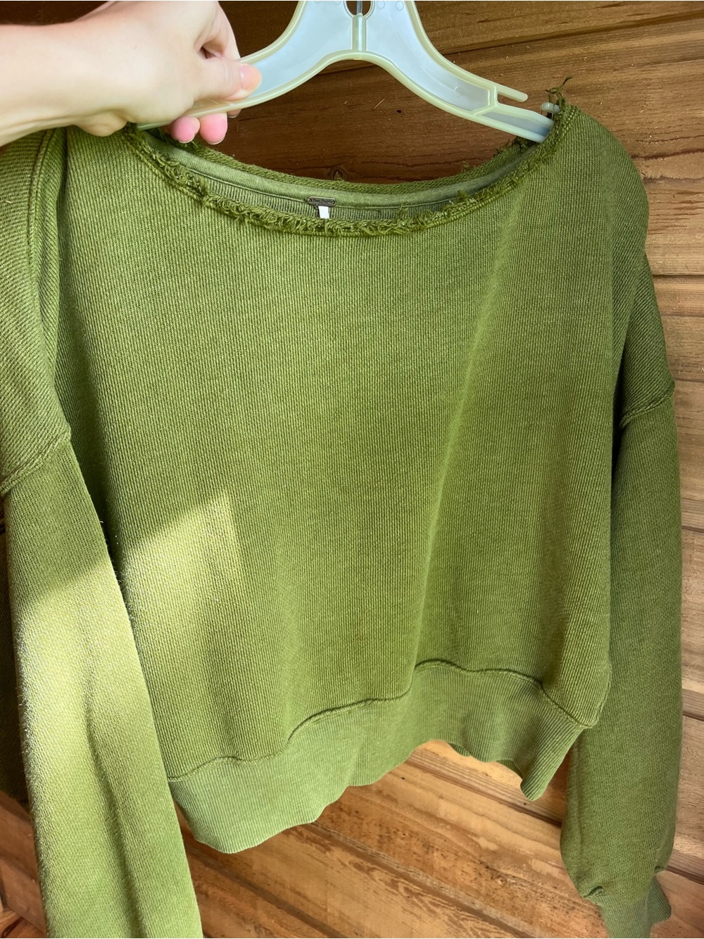 FREE PEOPLE - wide neck long sleeve batwing cropped pullover top in bright green